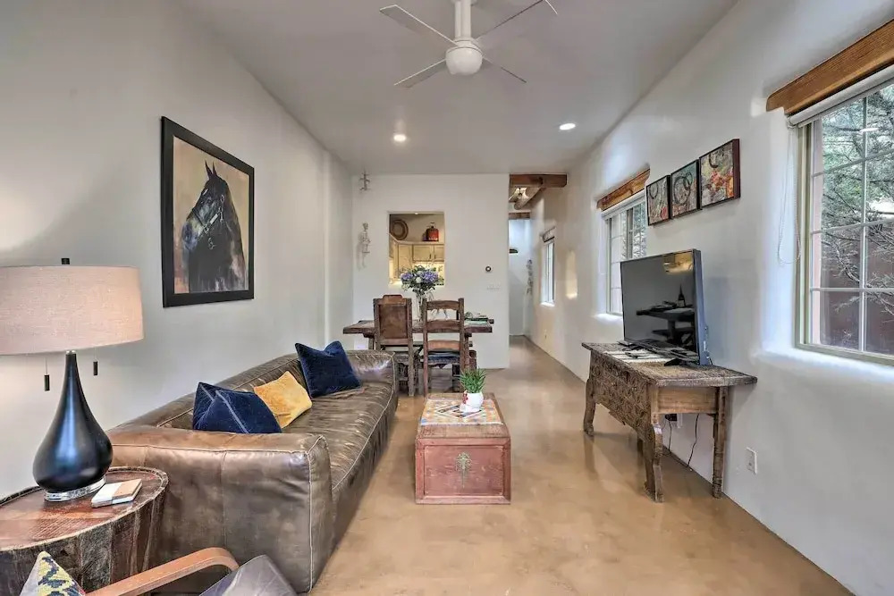 Historic Railyard Bungalow - Walkable Location!
