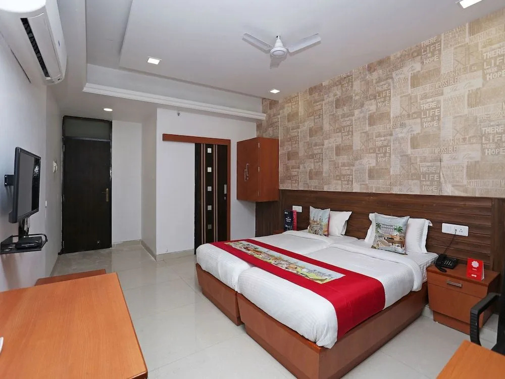 Hotel Grand Nishat
