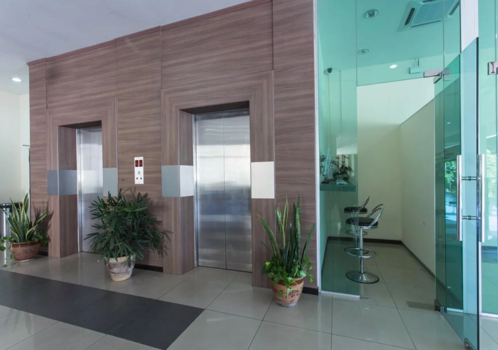 World Youth Hotel
