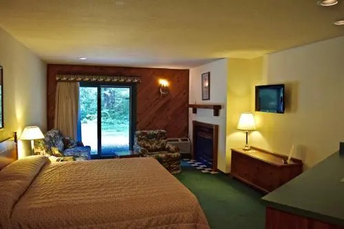 Whitetail Lodge