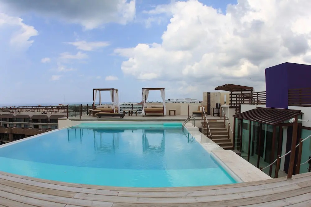 La Brisa Condo by BVR