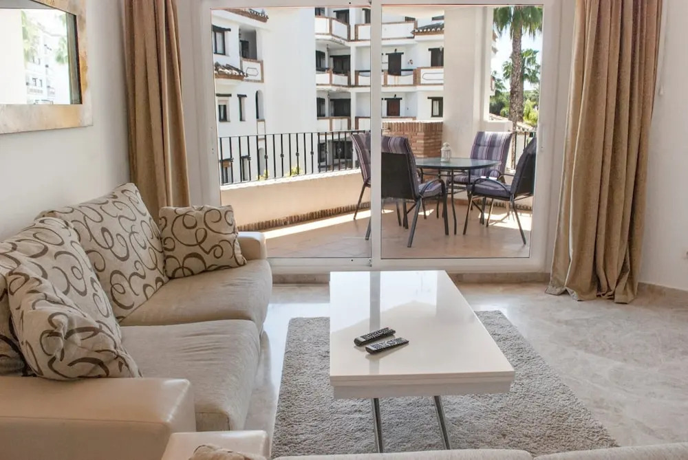 Apartment - 2 Bedrooms with Pool and WiFi - 107322