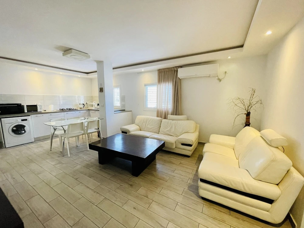 Royal Lea Apartmens
