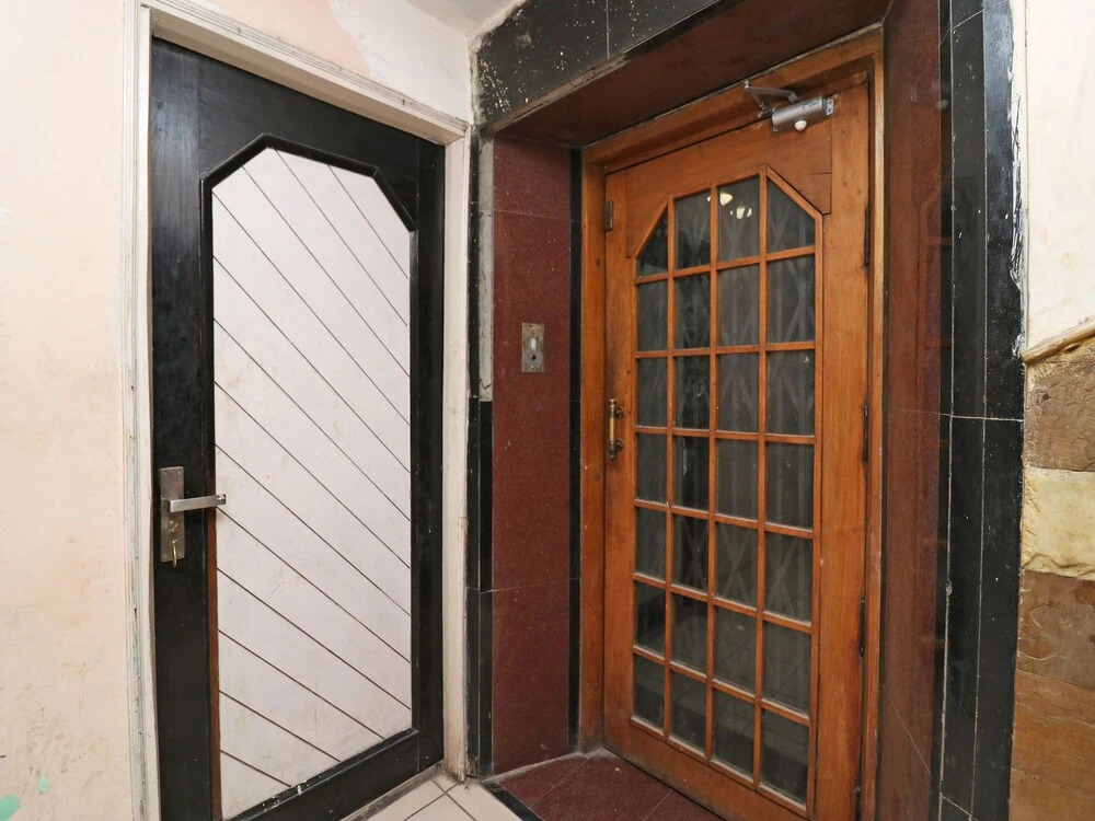 SPOT ON 37002 Hotel Natraj
