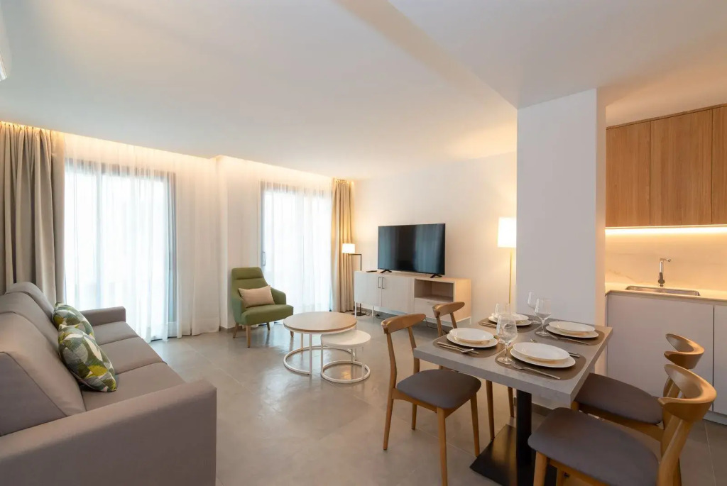 Ereza Suites