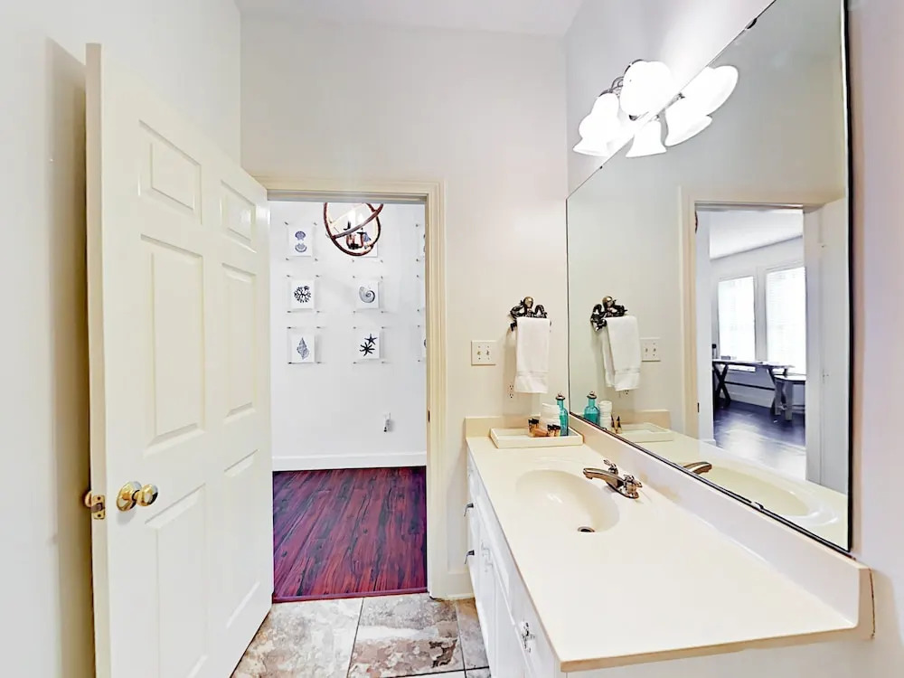 Studio Condo Off Scenic Highway 30A 1 Bedroom 1 Bathroom Condo
