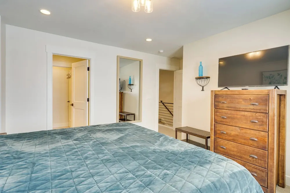Spacious Townhome about 7 Mi to Deer Valley Resort!