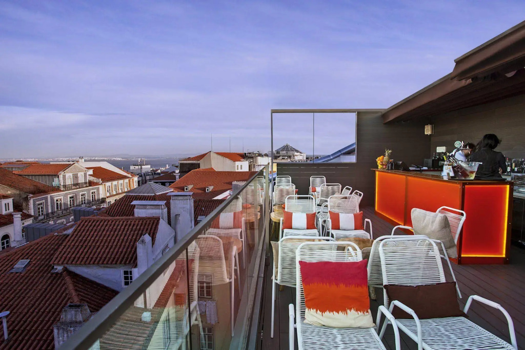 9Hotel Mercy