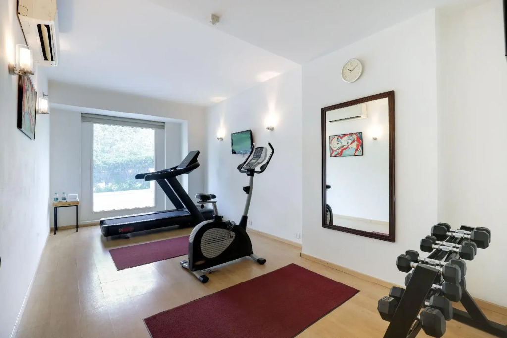 Red Fox by Lemon Tree Hotels, East Delhi