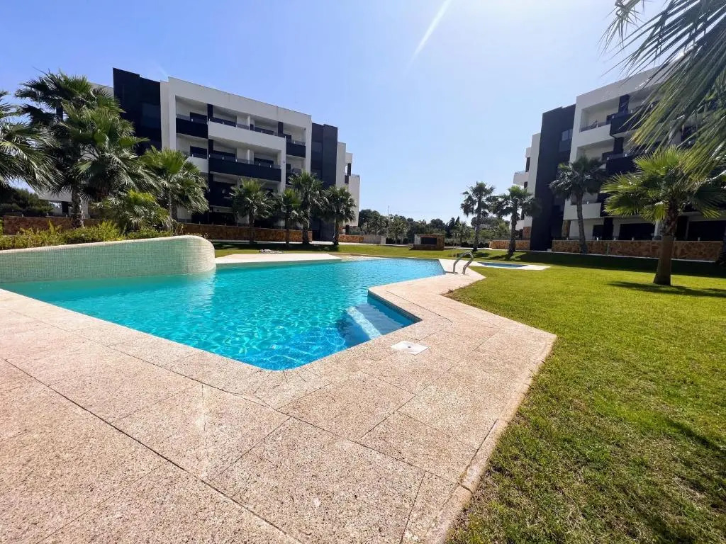 Modern Apartment in Res Amanecer VI Duly 3