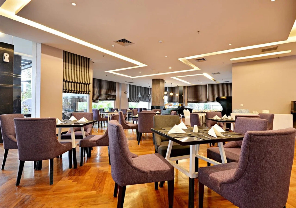 ZEN Rooms Mampang Tendean