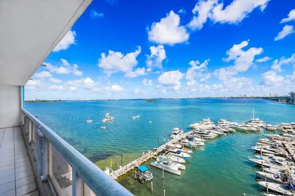 The Grand Wonder Biscayne