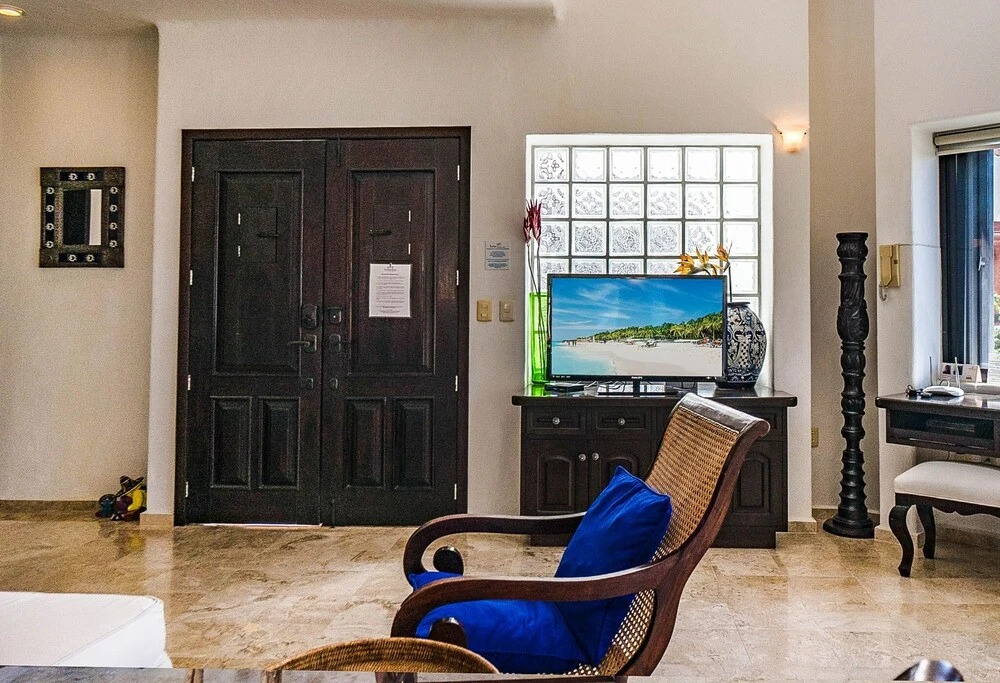 Royal Palms 10 2 Bedroom Condo by RedAwning