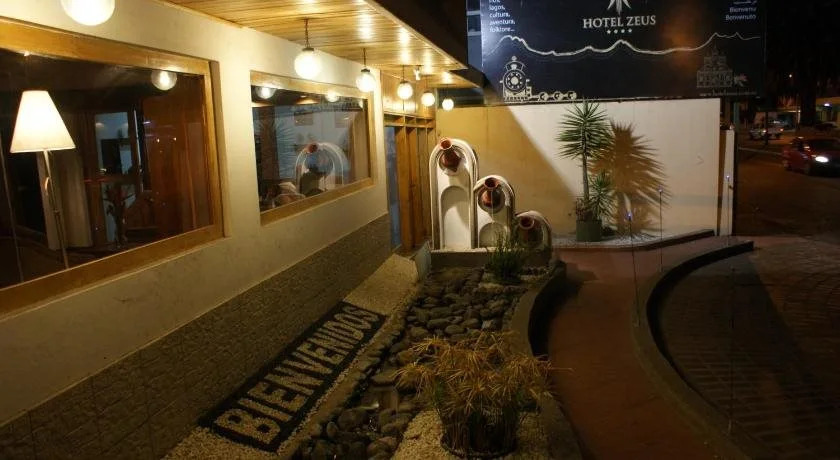 Hotel Zeus