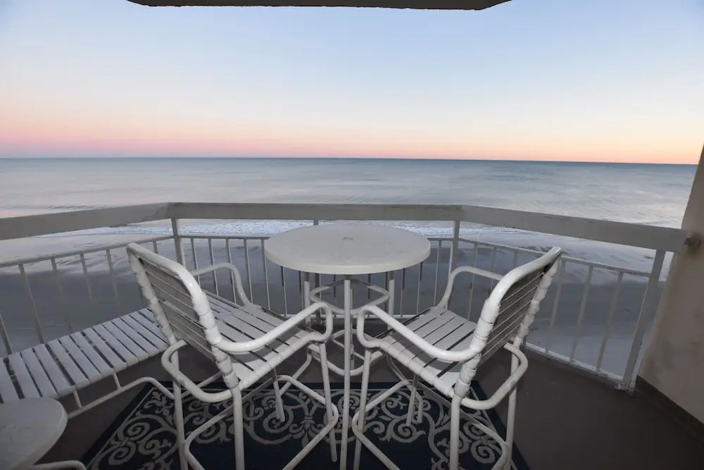 0702 Waters Edge Resort 2 Bedroom Condo by RedAwning