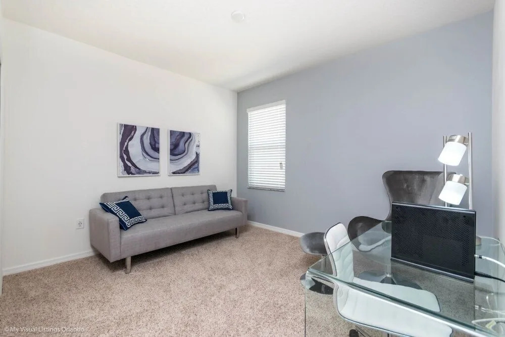 Family Reunion ! Huge Private Pool/spa! 13 Bedroom Home