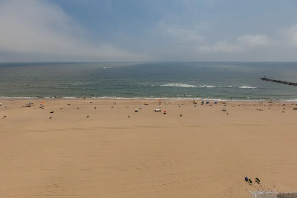 Dolphin Run 1306 - 2 Br Condo