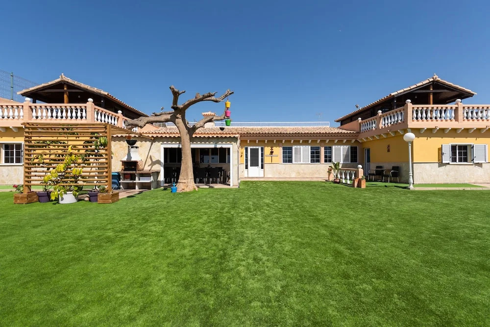 Villa Adara