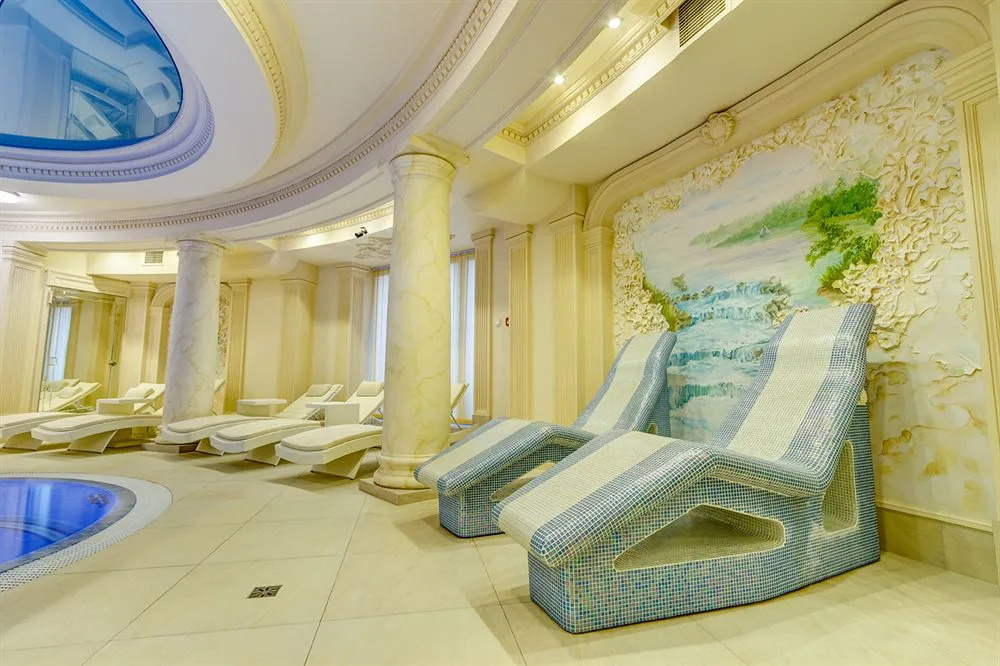 Pałacyk Otrębusy Business & Spa