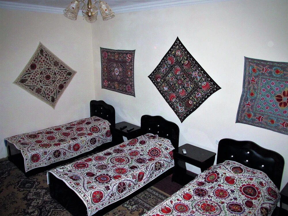 AL-BUKHARI Boutique Hostel