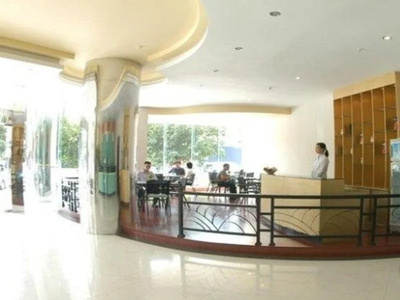 Warmth Hotel