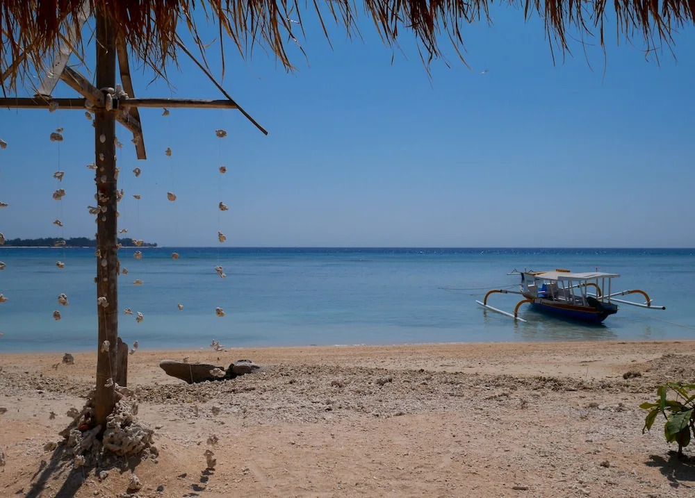 Sea Breeze Villas - Gili Air, Lombok