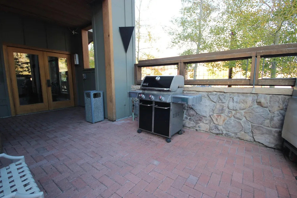 Buffalo Lodge 8342 by SummitCove Vacation Lodging