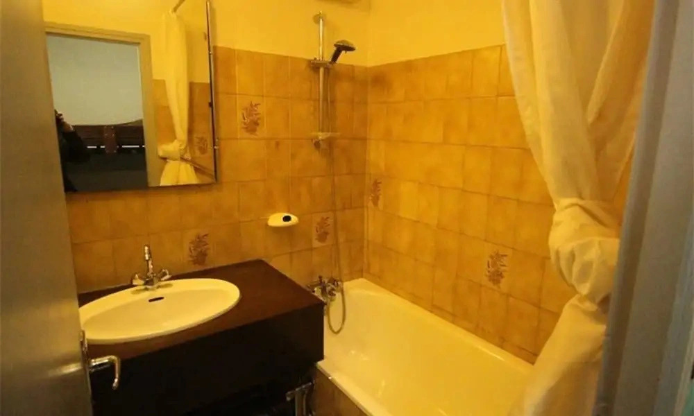 Apartment in Luchon Near Gondola Lift