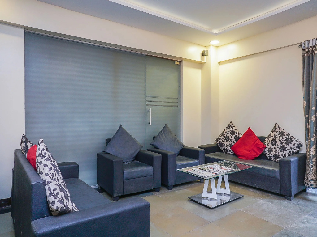 OYO 24491 SilverKey Kharadi