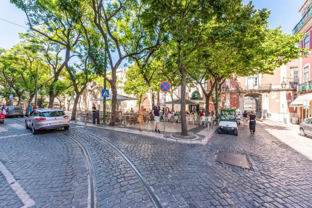 GuestReady - Newly Renovated 3BR Apartment Chiado