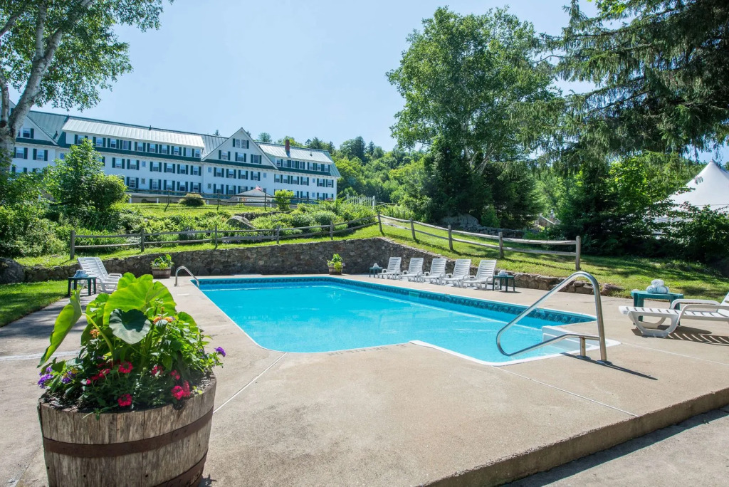 Eagle Mountain House and Golf Club