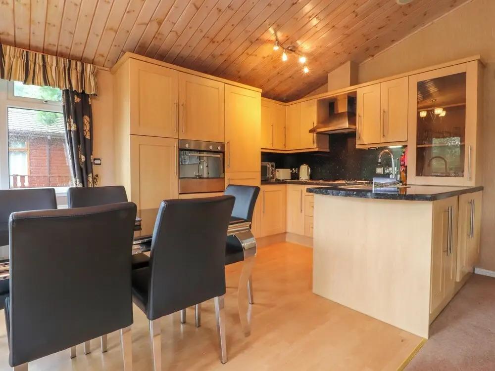 Borwick Heights 6