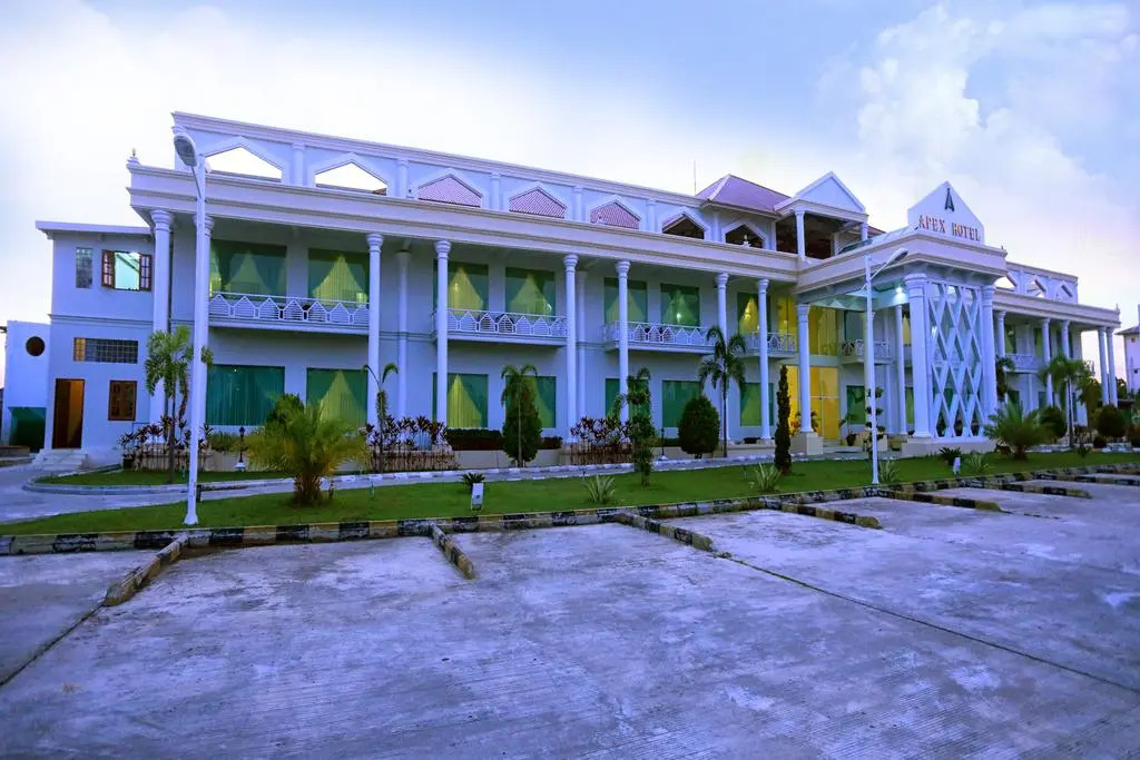 Apex Hotel