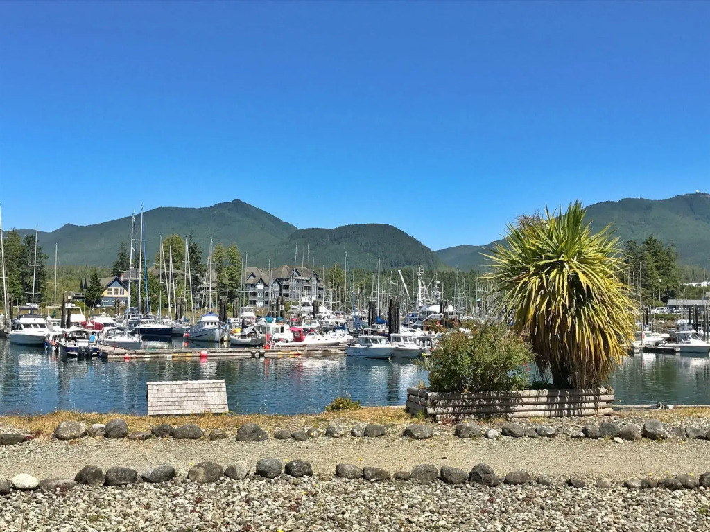 Canadian Princess Lodge & Marina