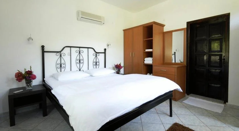 Oleander Pension