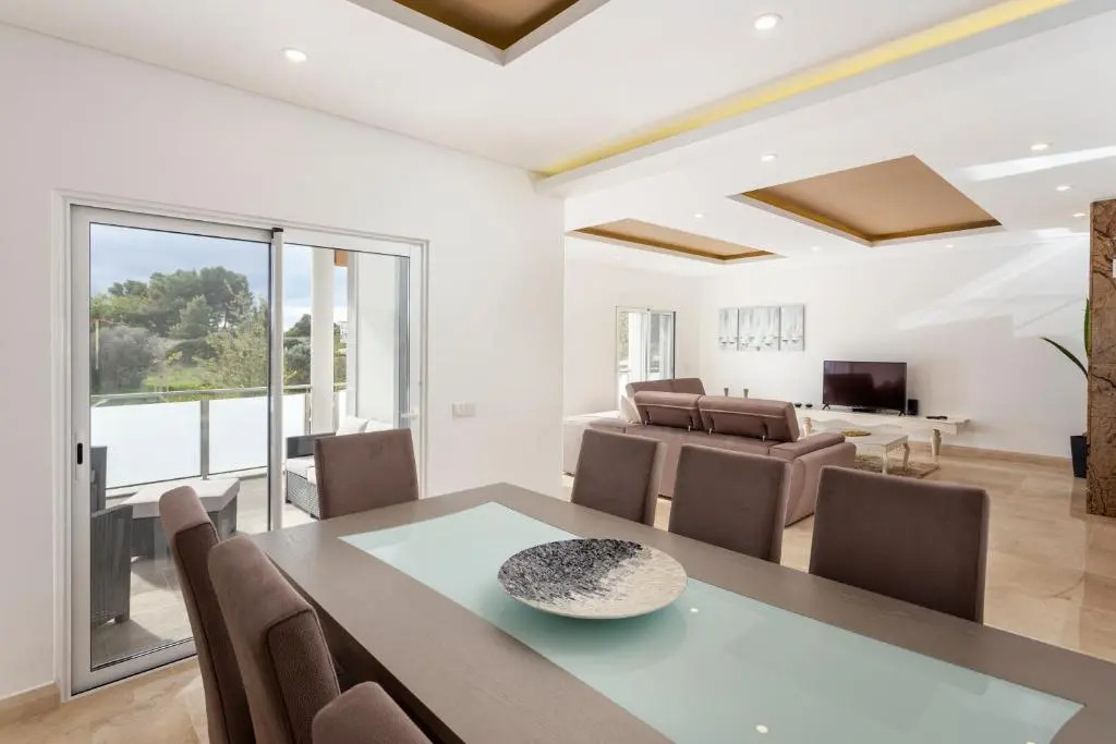 Luxury Vau Beach Villa with Private Heated Pool
