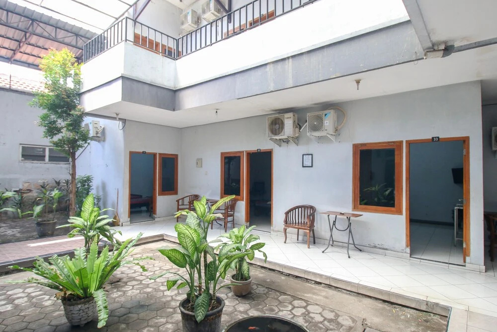 Airy Stasiun Balapan Monginsidi 106 Solo