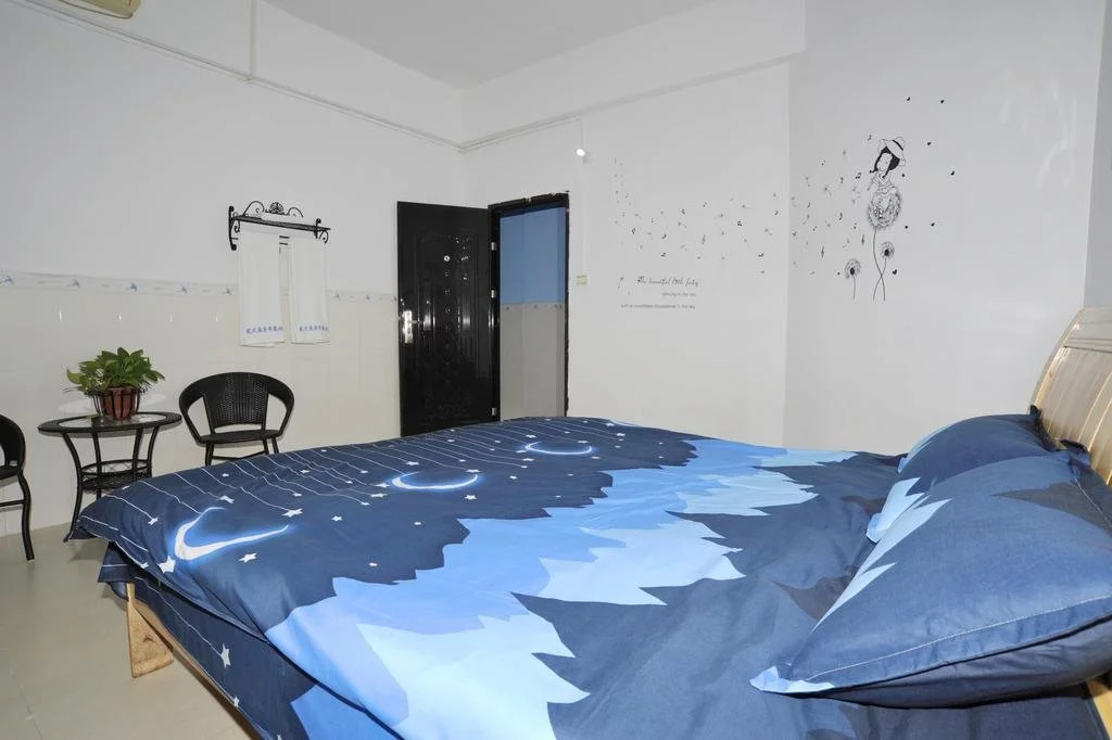 Surfing Youth Hostel