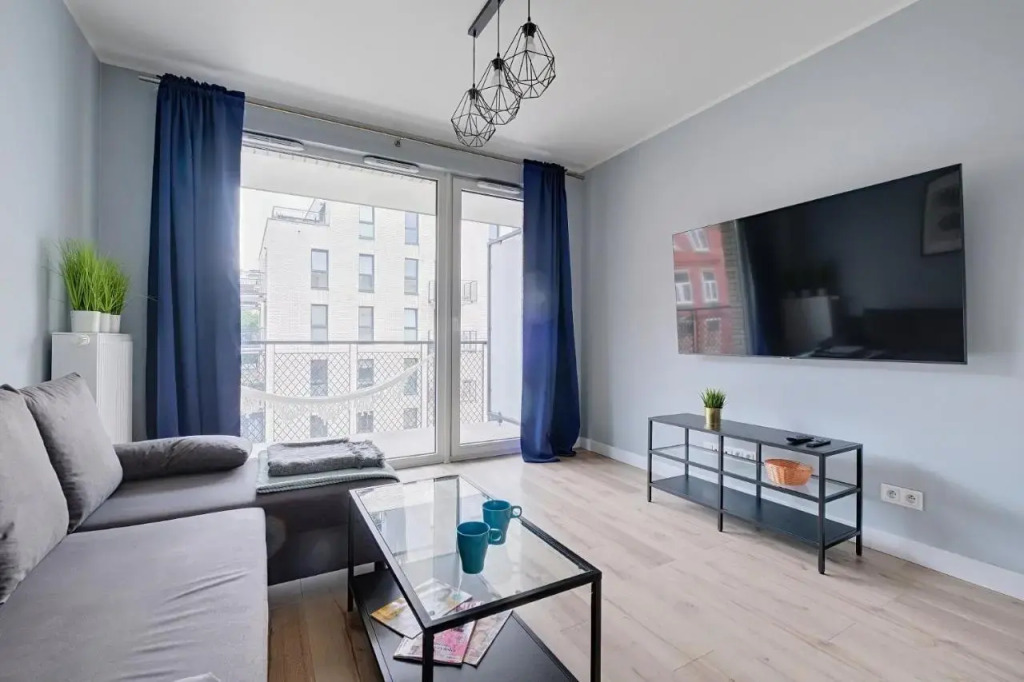 2Br Apt Strzelecka 24 with balcony