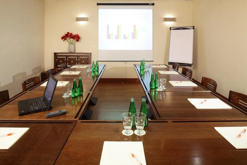 Ascot Premium Hotel