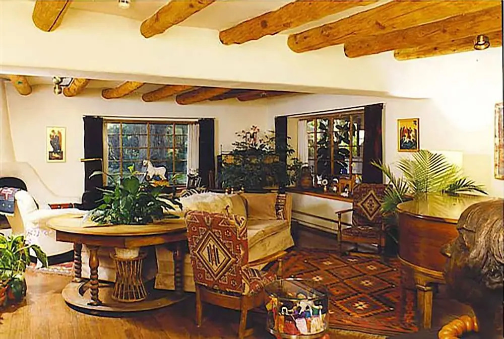Touchstone Inn