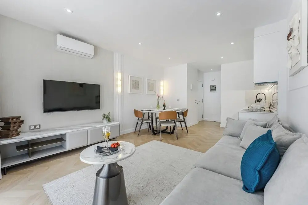 SeaShell Suites