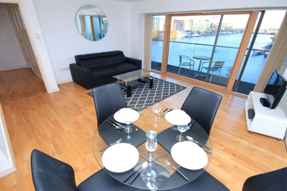 Magnificent Waterview Forbes Street