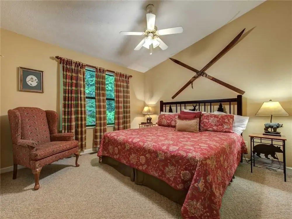 Great Expectations, 3 Bedrooms, Fireplace, Pool Table, Hot Tub, Sleeps 10