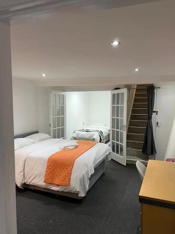 Apartment-sleep6-wifi-family Friendly
