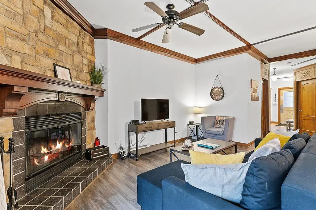 Le Manoir 106-5 by Escapades Tremblant