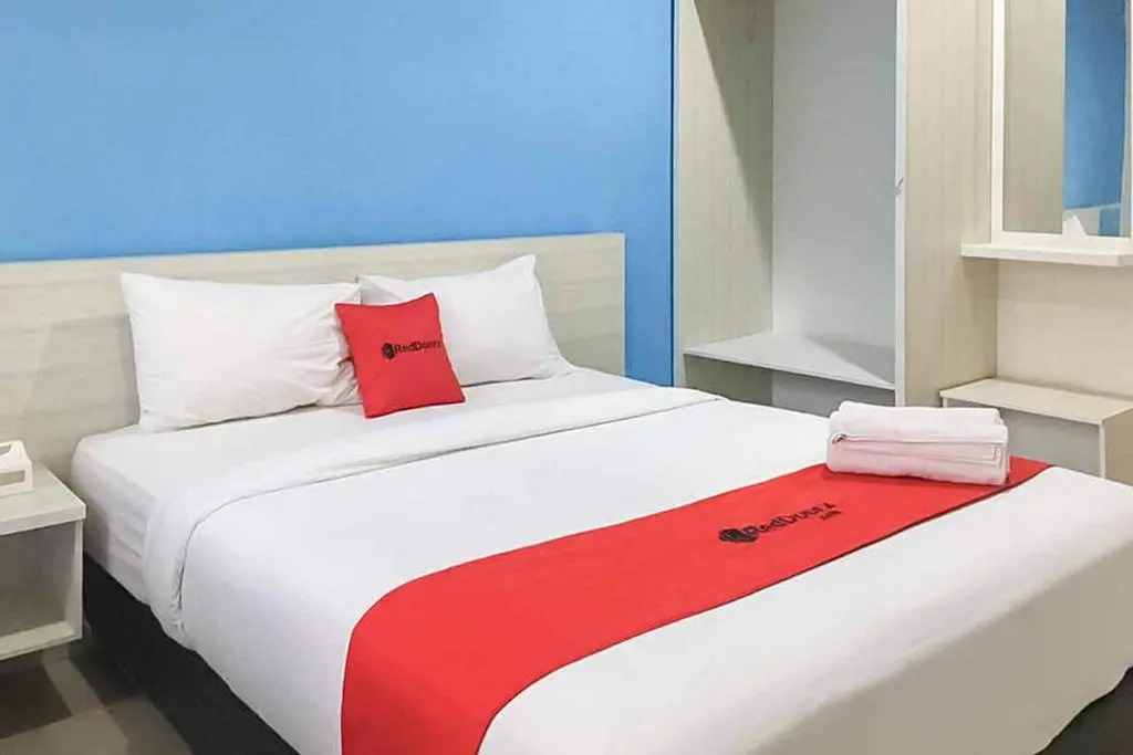 RedDoorz Plus @ Panorama Villas Batu