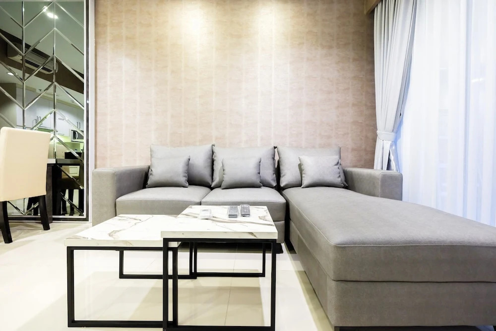 2Br Broad Lexington Residence Near Pondok Indah