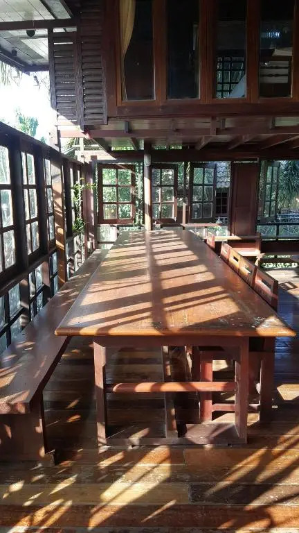 Ruean Mai Chai Khlong