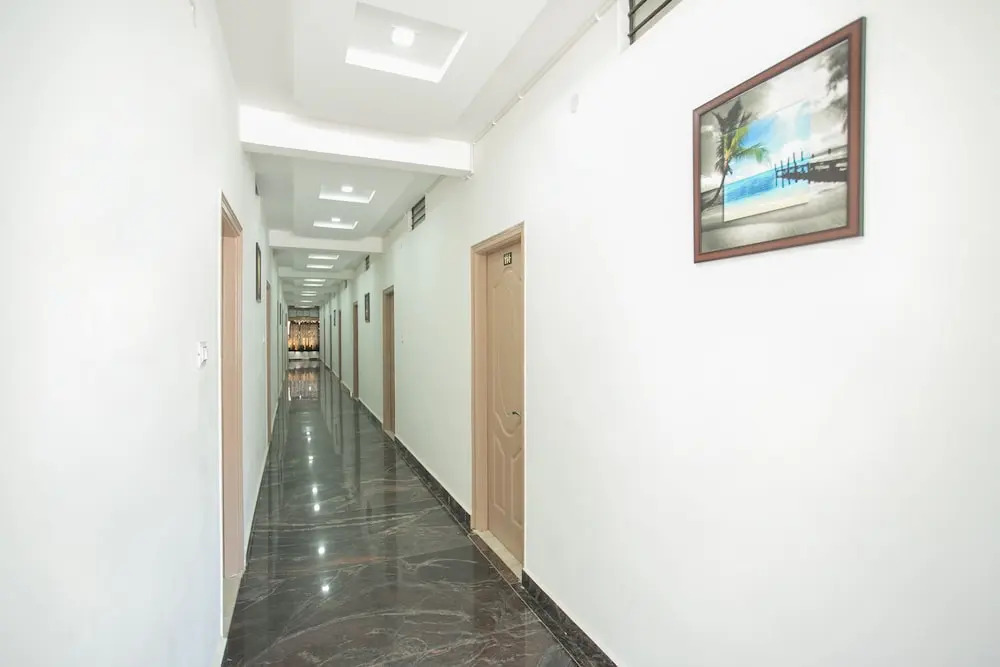 OYO 11097 Hotel Grand Arabian